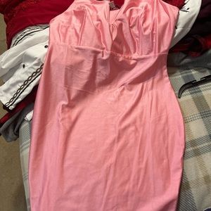 A cute pink dress size XL